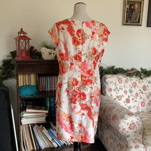Liz Claiborne Coral & Cream Floral Sheath Dress, Size 14 - Picture 4 of 9